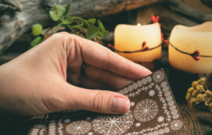 Lire la suite à propos de l’article Tarot Amour Gratuit Denis Lapierre : Tirage et Interprétation